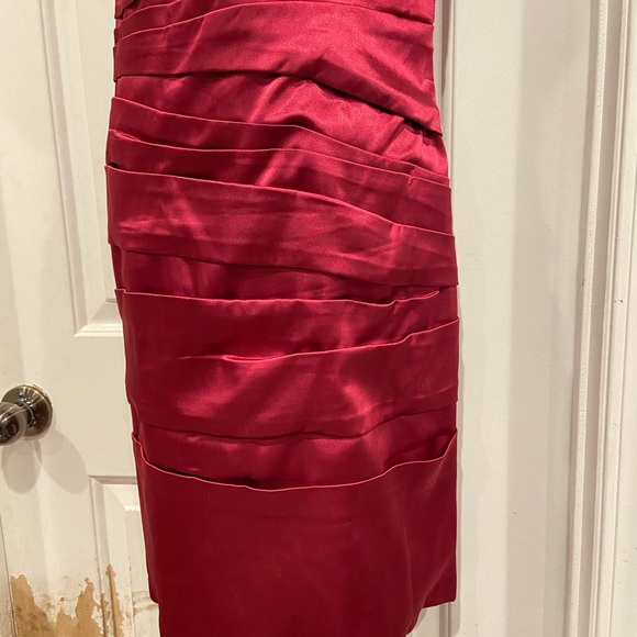 JS Collections rich satin pink draped cocktail prom party dress - Picture 9 of 13